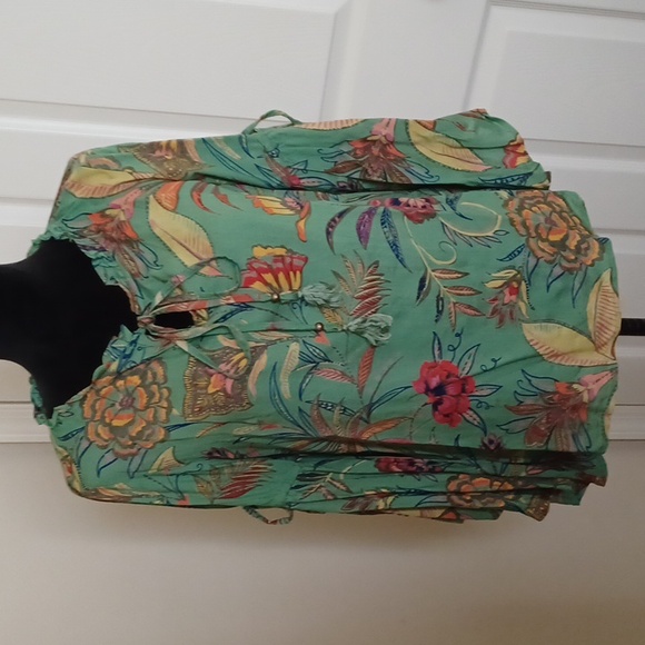 Angie Green Floral Boho Bell Sleeve Top ** SZ L - Picture 3 of 8